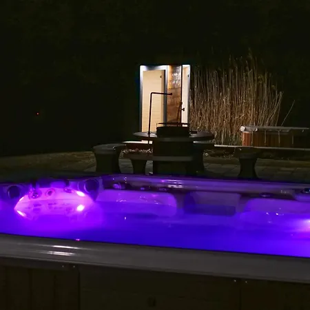 Bonovo Wellness Nyaralo Holiday home
