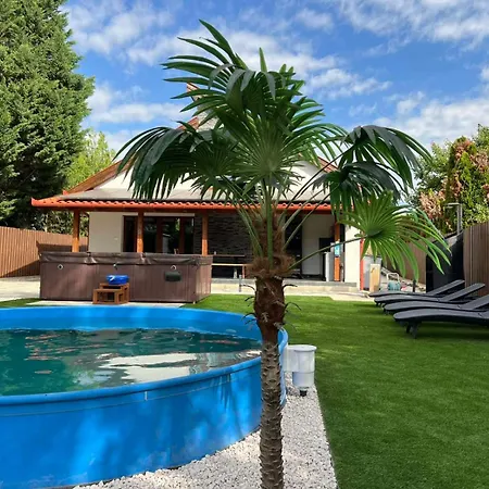 Hébergement de vacances Bonovo Wellness Nyaralo *
